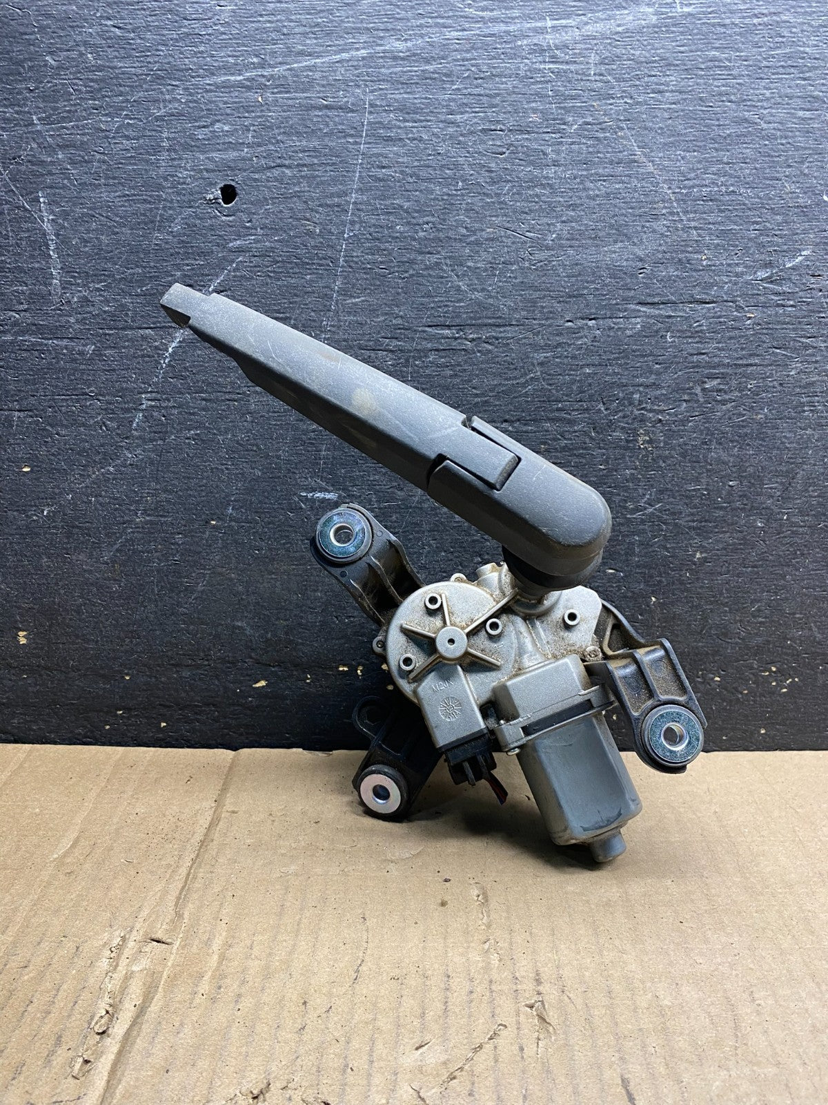 2009-2017 Chevrolet Traverse Rear Glass Windshield Wiper Motor AB0380 DG0