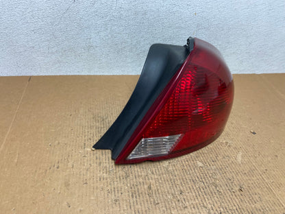 2000 to 2003 Ford Taurus Right Passenger Rh Side Tail Light AE2681 LK2