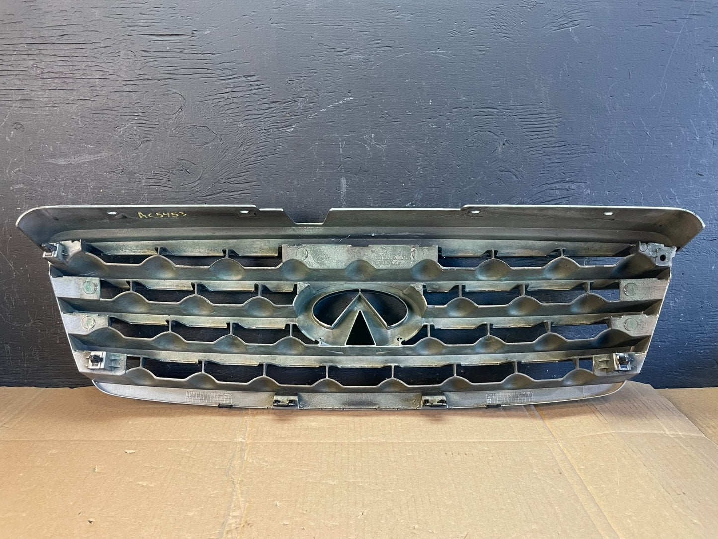 2006 2007 2008 Infiniti Fx35 Front Upper Grill Grille W/ Emblem AC5453 DG5