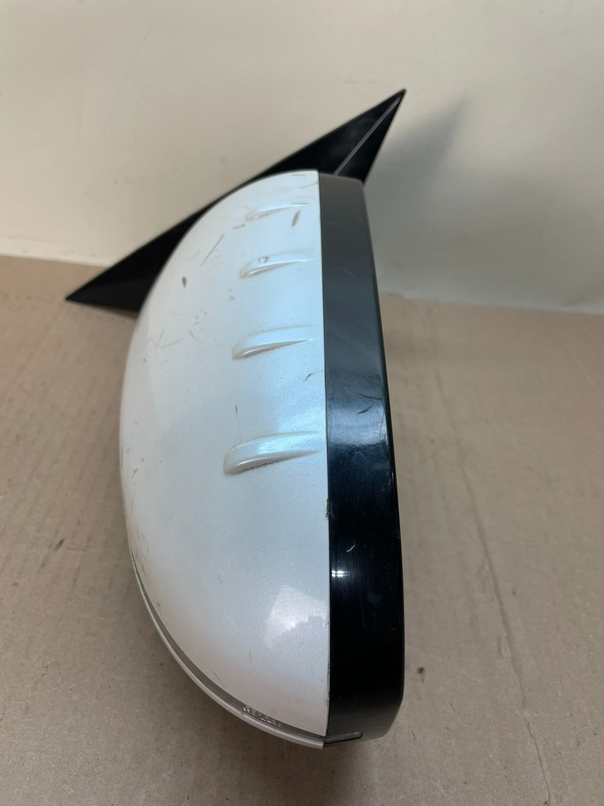 2014 to 2016 Kia Cadenza Left Driver LH Side View Door Mirror AJ0708 DG10