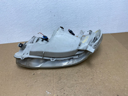 2003 to 2004 Toyota Corolla Right Passenger RH side Headlight AC1375 DW10