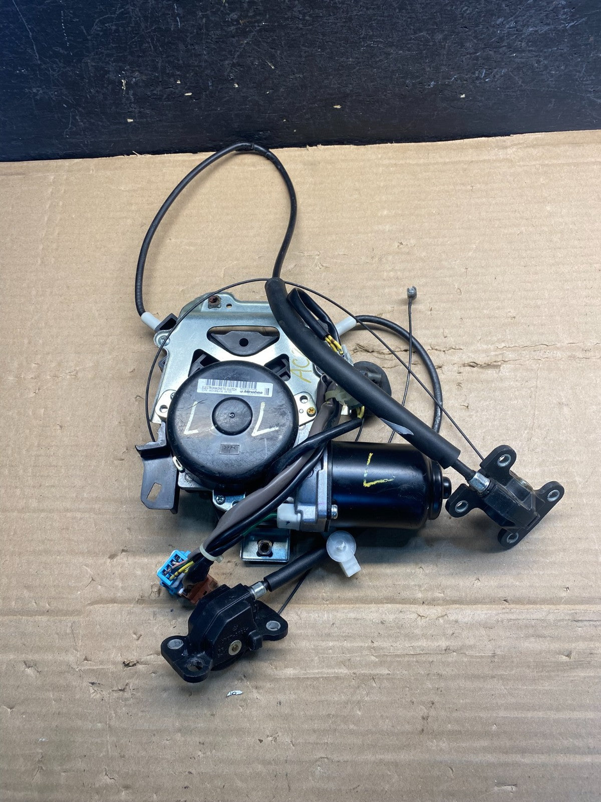 2005 - 2010 Honda Odyssey Rear Right Sliding Door Lock Actuator Motor AF3999 DW3