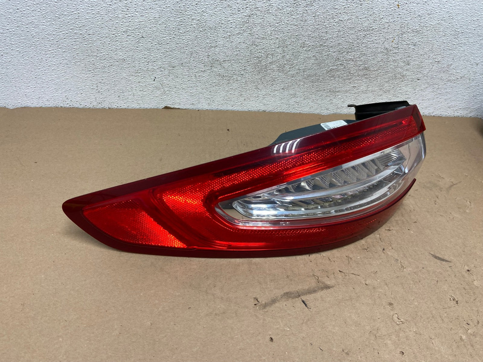 2013 to 2016 Ford Fusion Left Driver LH Side Tail Light AG4125 LK2