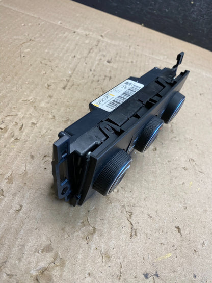 2011 - 2014 Chevrolet Silverado Gmc Sierra A/C Heater Climate Control AC6564 DG1