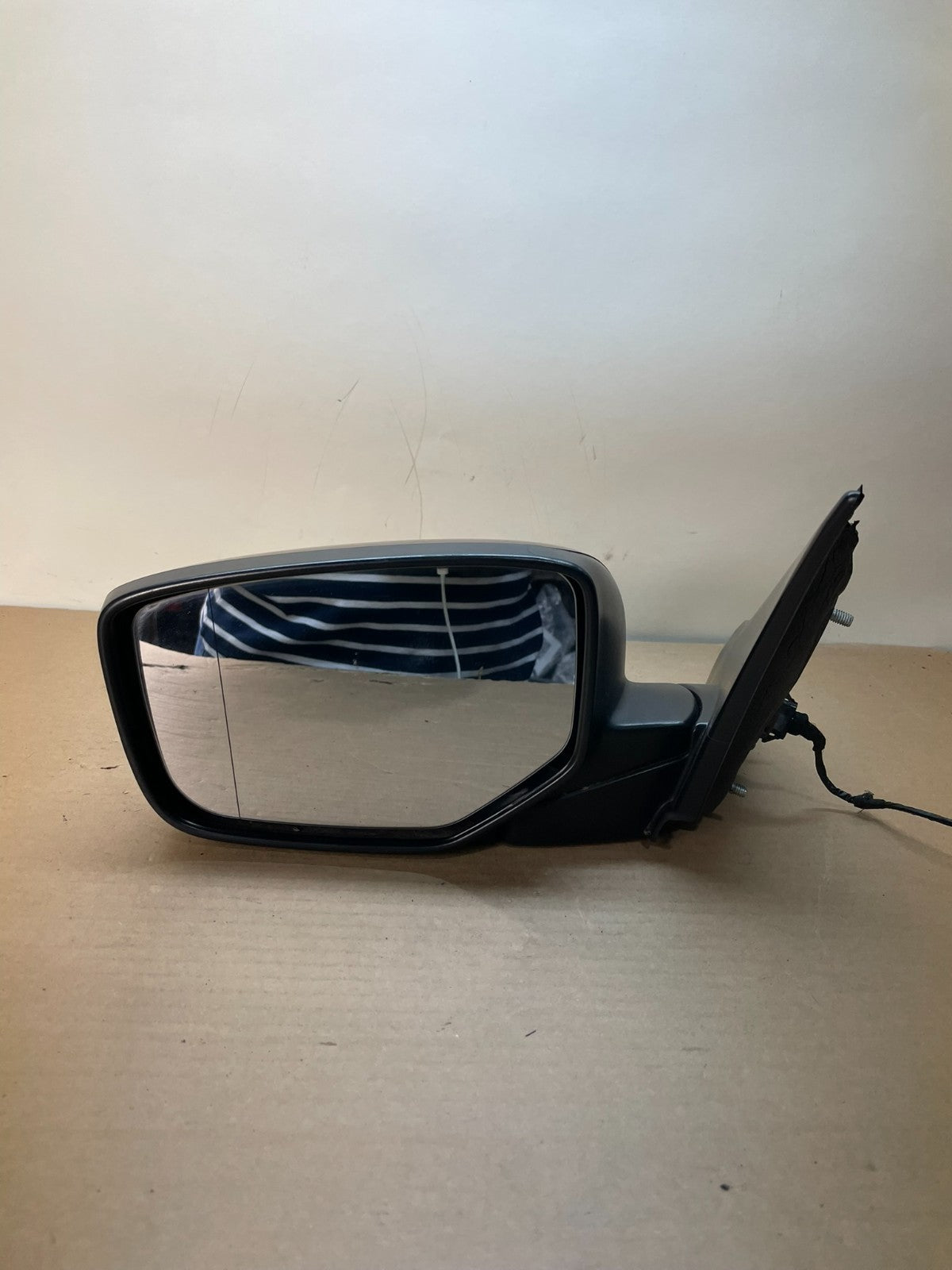 2013 - 2015 Honda Accord Left Driver LH Side Door Mirror AH8789 DG8