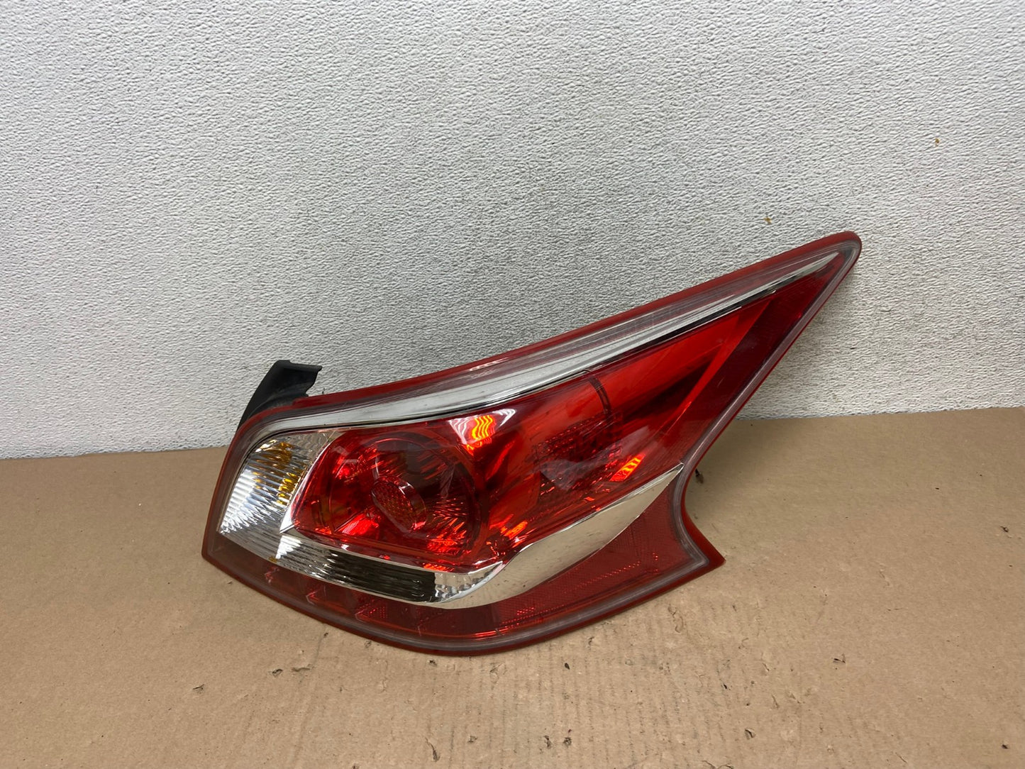2013 2014 2015 Nissan Altima Right Passenger RH Side Tail Light AG6737 LK0