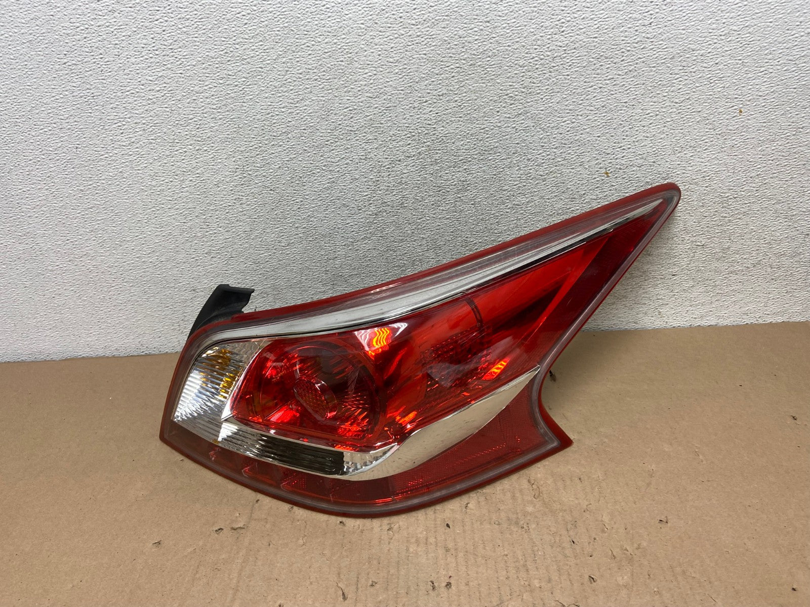 2013 2014 2015 Nissan Altima Right Passenger RH Side Tail Light AG6737 LK0