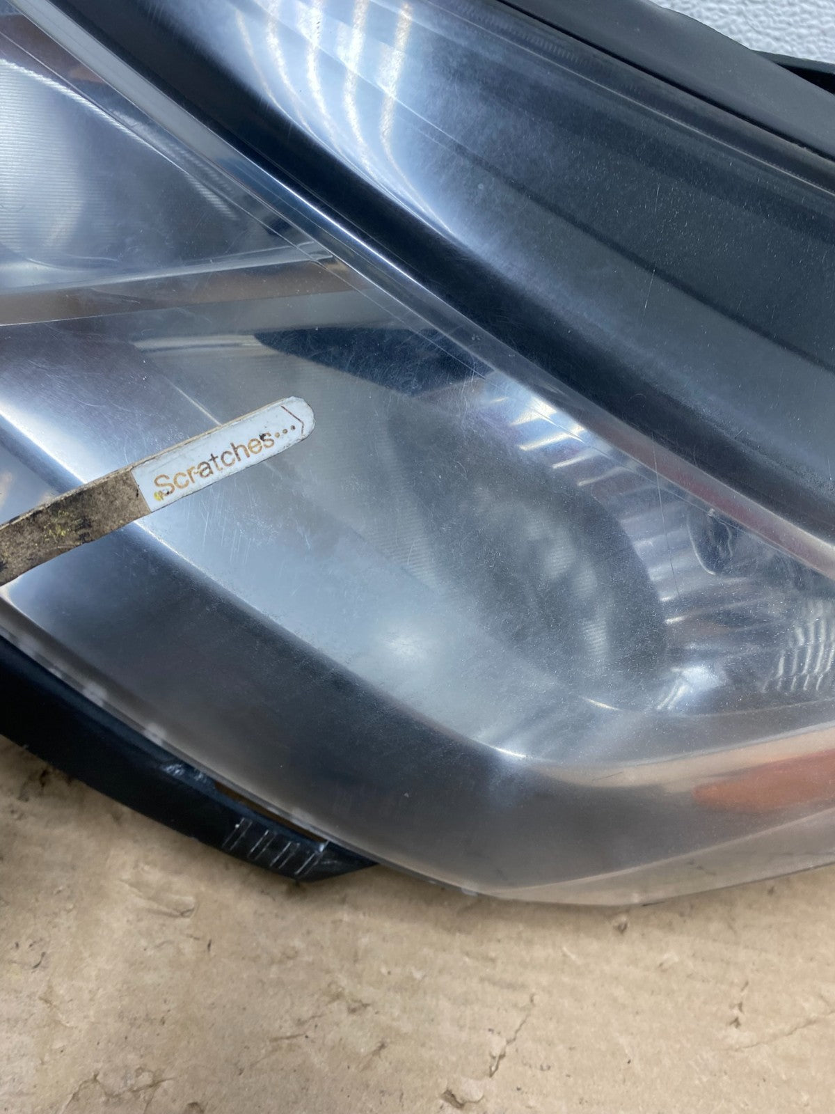 2013-2017 Chevrolet Traverse Left Driver LH Side Headlight Halogen AI1027 DW3
