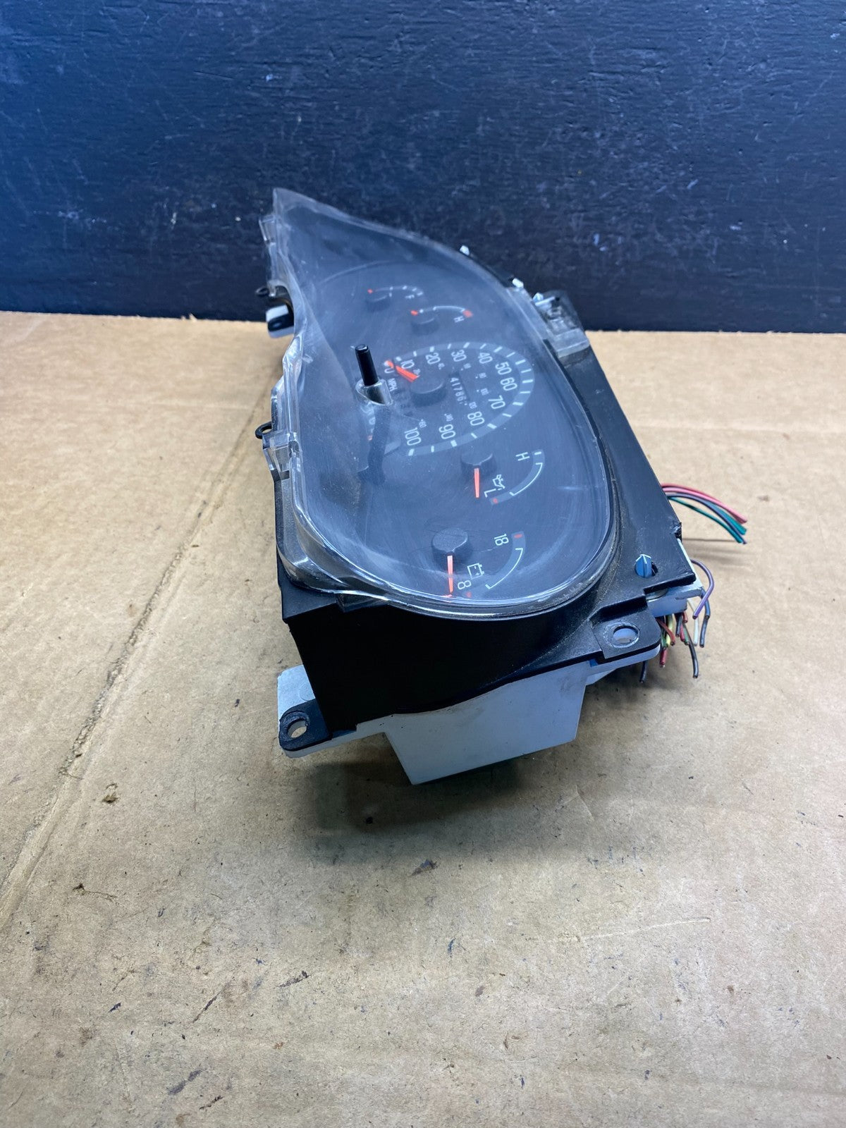 2003 Ford F250 F350 Speedometer Cluster Gauge AD4829 DG2