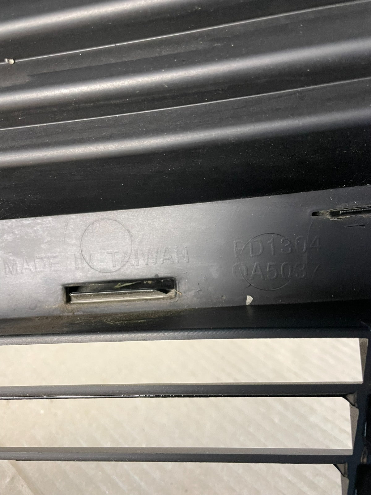 2008 2009 2010 Dodge Avenger Front Upper Chrome Grill Grille AC1930 DG4