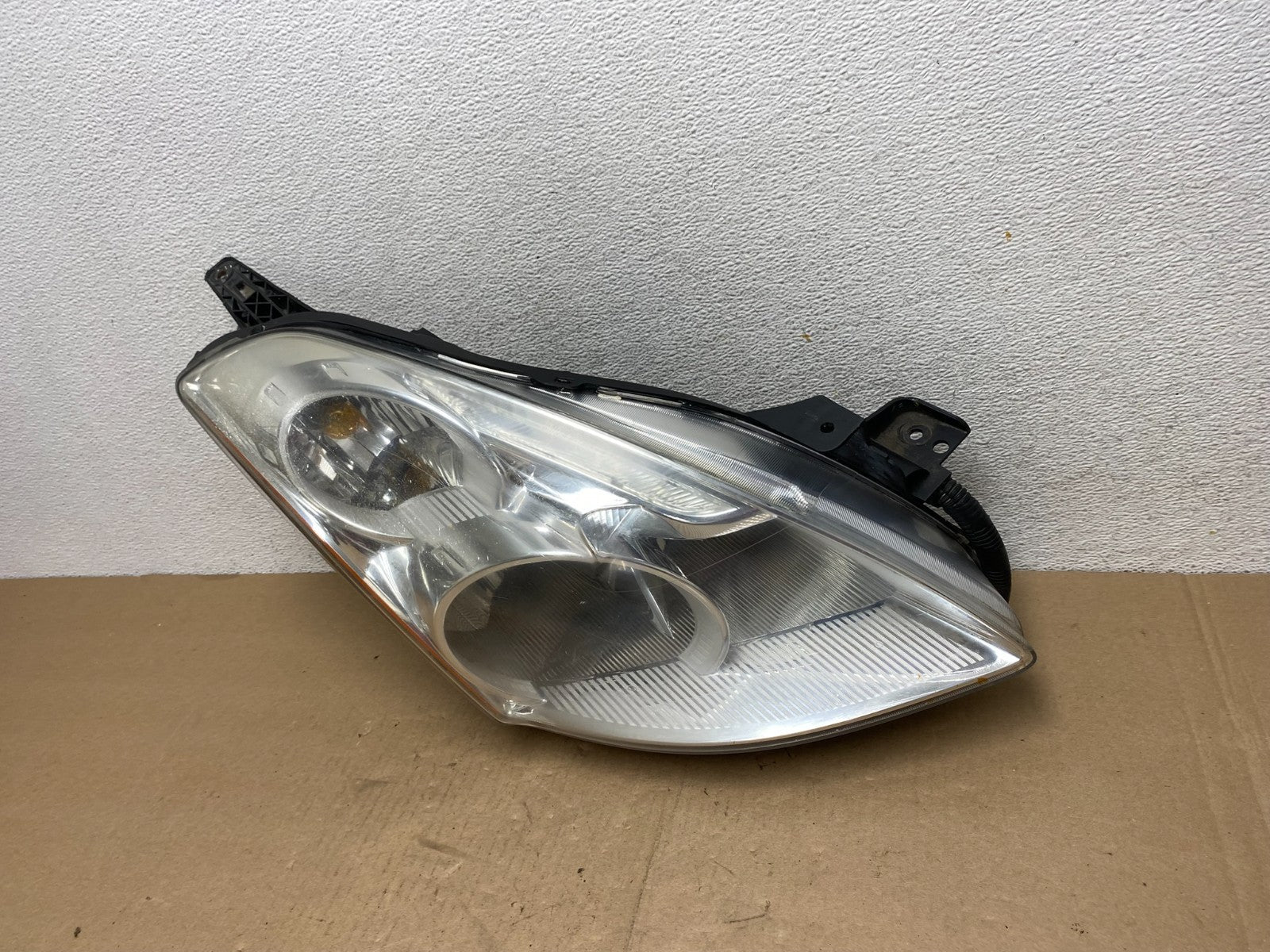 Sedan 2010 2011 2012 Nissan Altima Headlight Right Passenger Rh AG4615 DW1