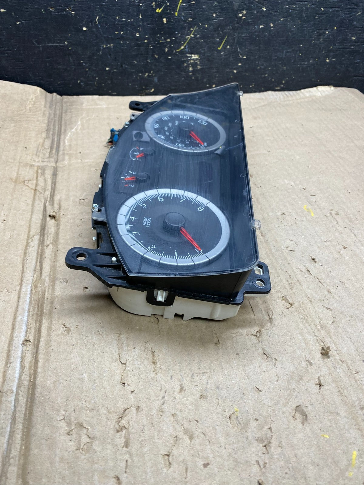 2010 Ford  Escape Speedometer Cluster Gauge Oem X5810 DG2