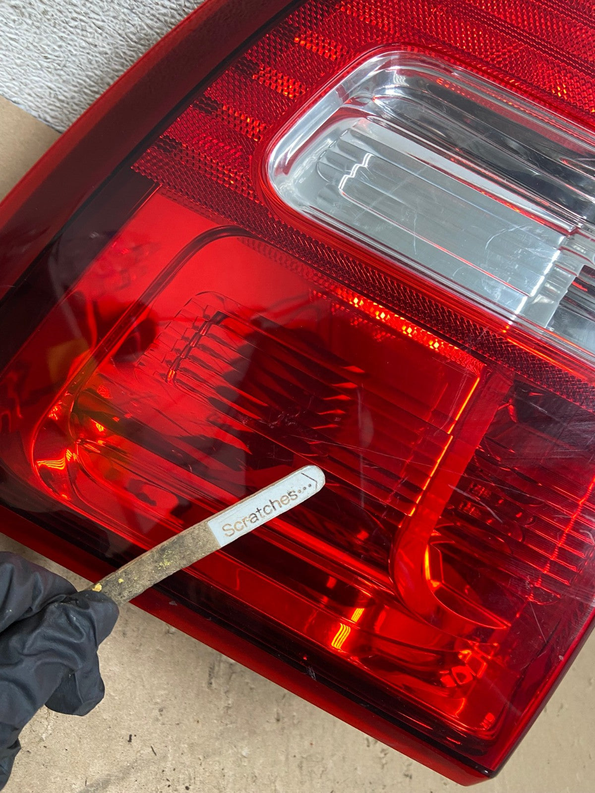2007 to 2012 Ford Expedition Left Driver LH Side Tail light AG5343 LK4