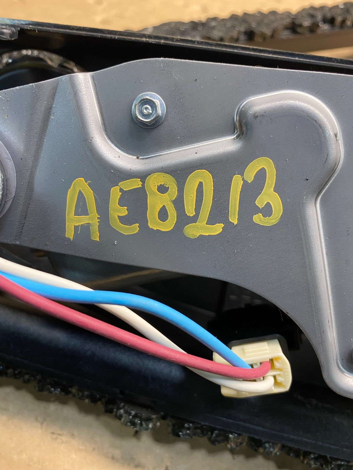 2011-2013 Jeep Grand Cherokee Tailgate Back Door Rear Wiper Motor Wiper ae82136
