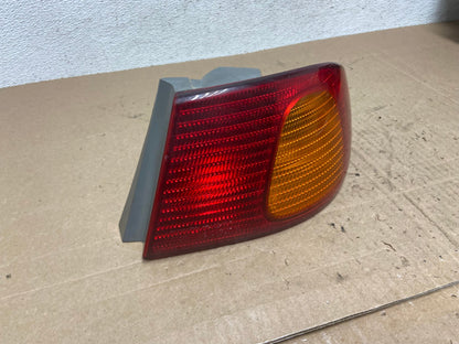 1998 1999 2000 Toyota Corolla Right Passenger Side Tail light AE6443 LK2