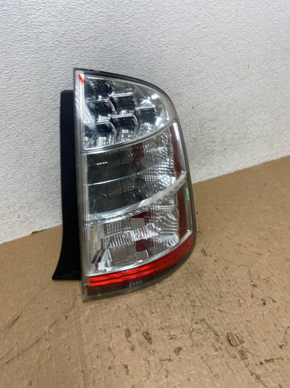 2006 2007 2008 2009 Toyota Prius Tail Light Right Passenger Side AG1353 LK2