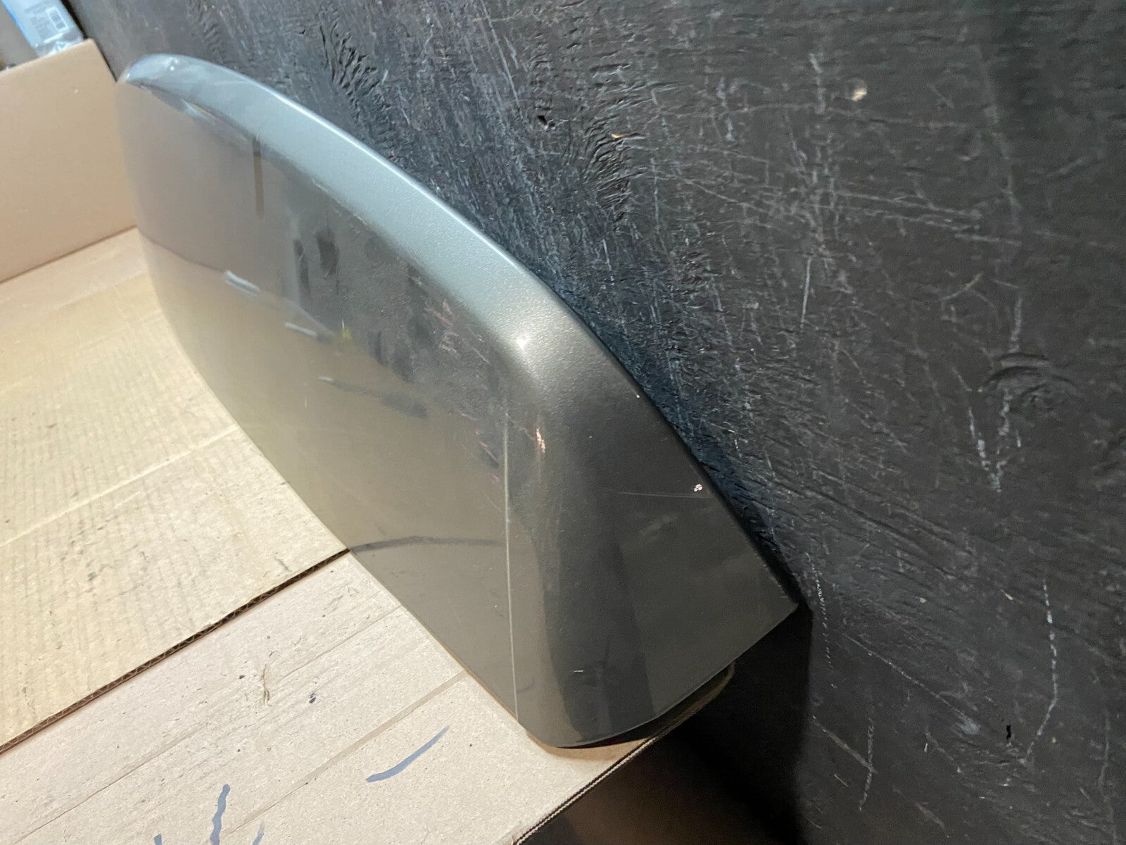 2009 to 2014 Volkswagen Routan Rear Spoiler OEM i2874 OEM DG11