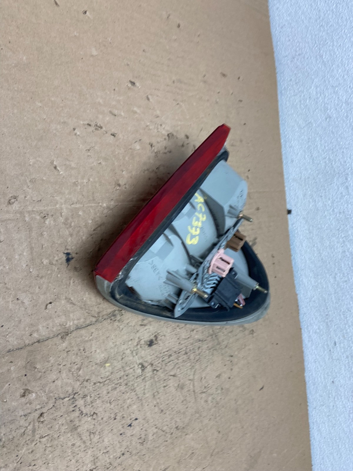 2000-2003 Wagon Mercedes-Benz W210 E-Class Right Passenger Tail Light AC7373 DG3