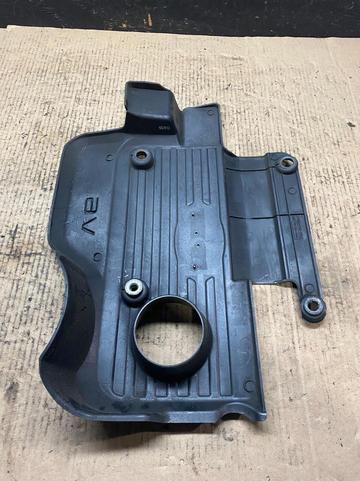 1999 2000 2001 Infiniti i30 3000 v6 Engine Cover Motor Shield N3252 PS7