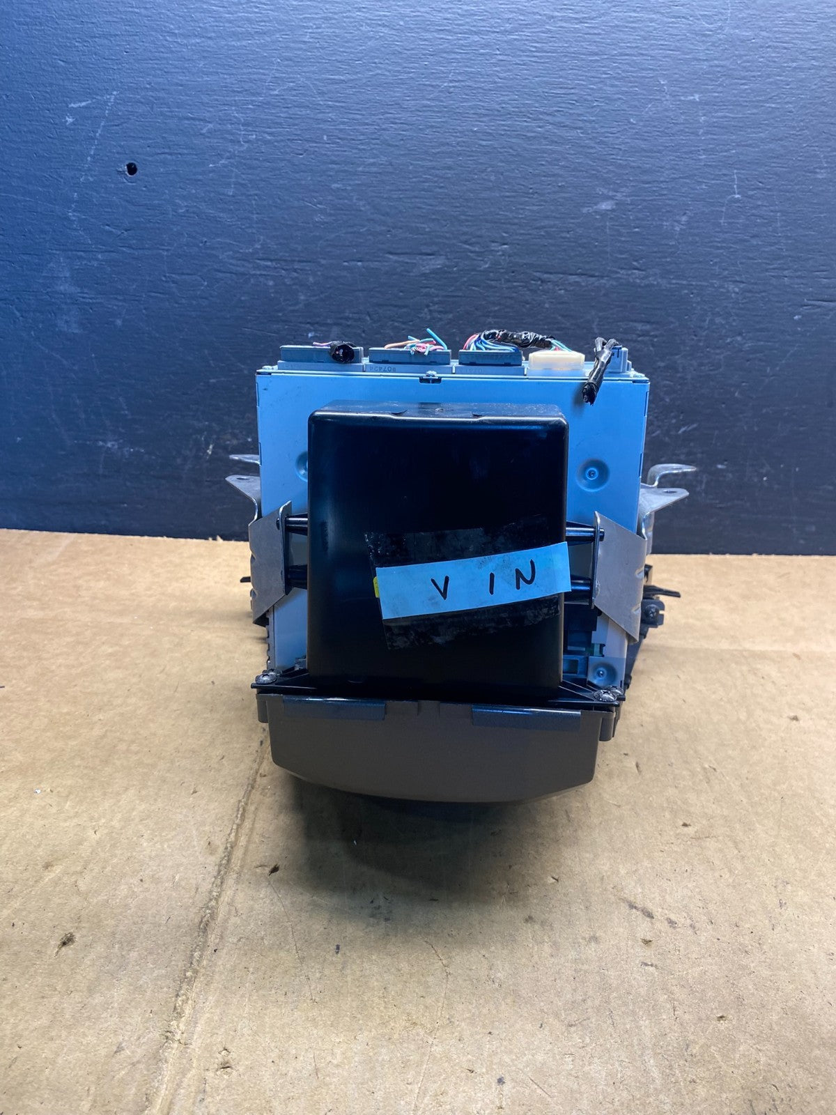 2007 to 2009 Acura Mdx Radio Stereo 6 CD Player Climate Control Pan OE ad4977 DG4