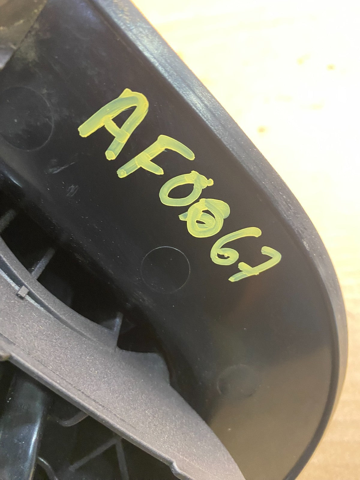 2007 - 2013 Chevrolet Silverado Sierra Right Passenger Side Mirror AF0067 DW8