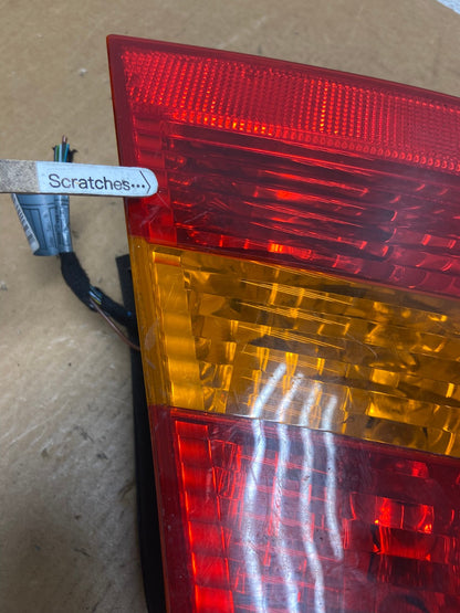 2002 - 2005 BMW 3 E46 Series Left Driver Side Lh Tail Light AE0198 LK3