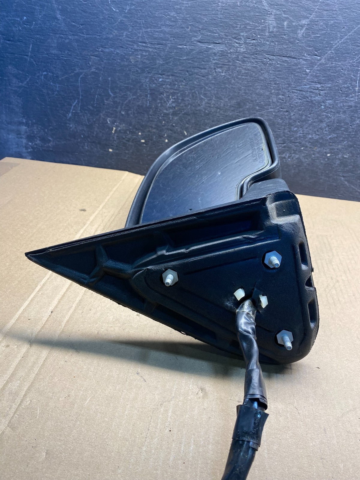 2003-2006 Chevrolet Tahoe Suburban Right Passenger Turn Door Mirror AG3512 DW4