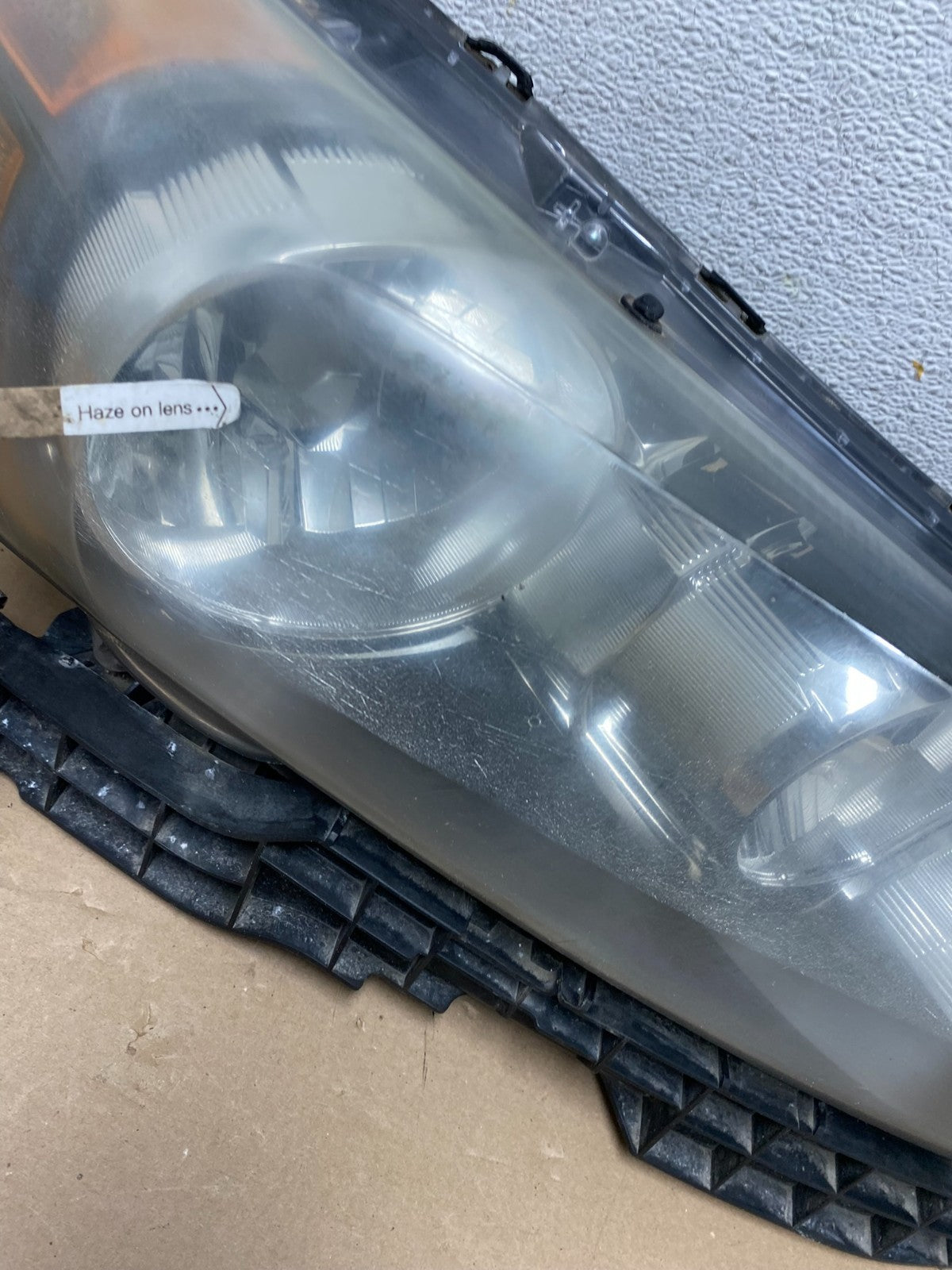 2008 to 2012 Honda Accord Sedan Right Passenger RH Headlight AG3327 DW4