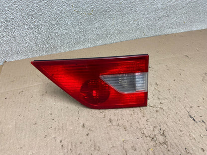 2004 2005 2006 Bmw X3 Right Passenger Rh Inner Tail Light OEM Z6341 DW0
