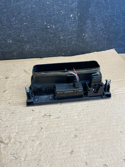 1997 to 2001 Lexus ES330 ES300 Front Center Side Air Vent AF2703 DG3
