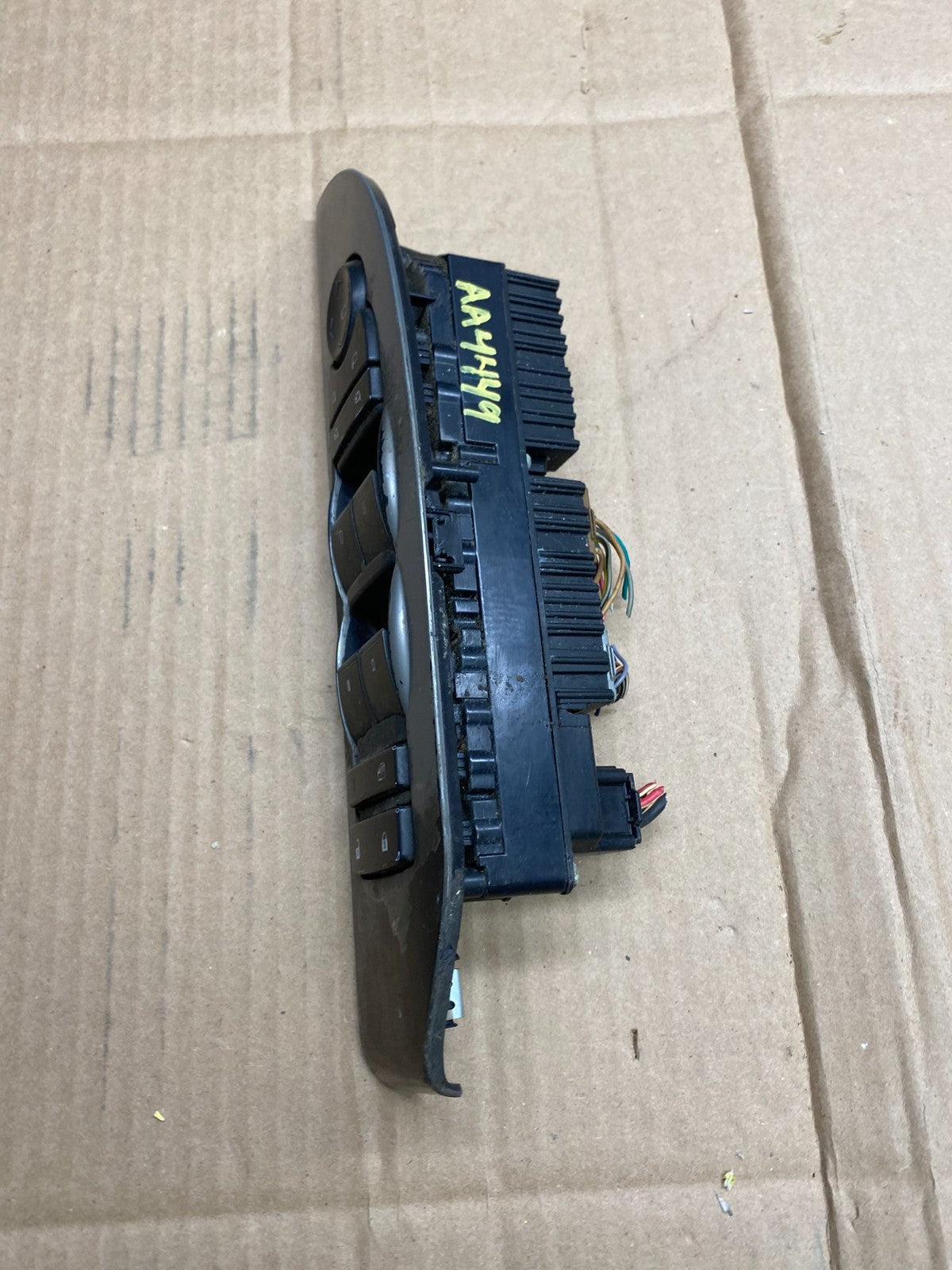 2007-2014 Cadillac Escalade Master Left Driver Power Window Switch AA4449 DG2