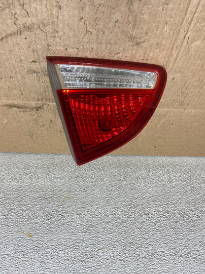 2007 to 2012 Hyundai Veracruz Inner Tail Light Left Driver Side OEM Y8996 DW0