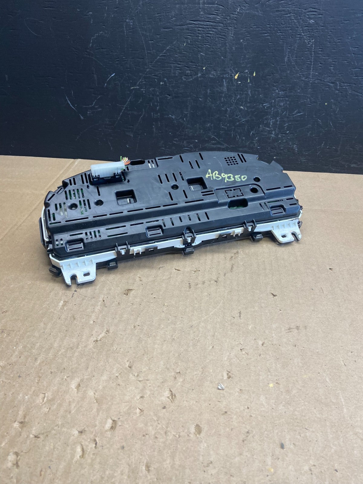 2011 2012 Ford Taurus Speedometer Cluster Gauges BG1T-10849-CE ab9380 DG6