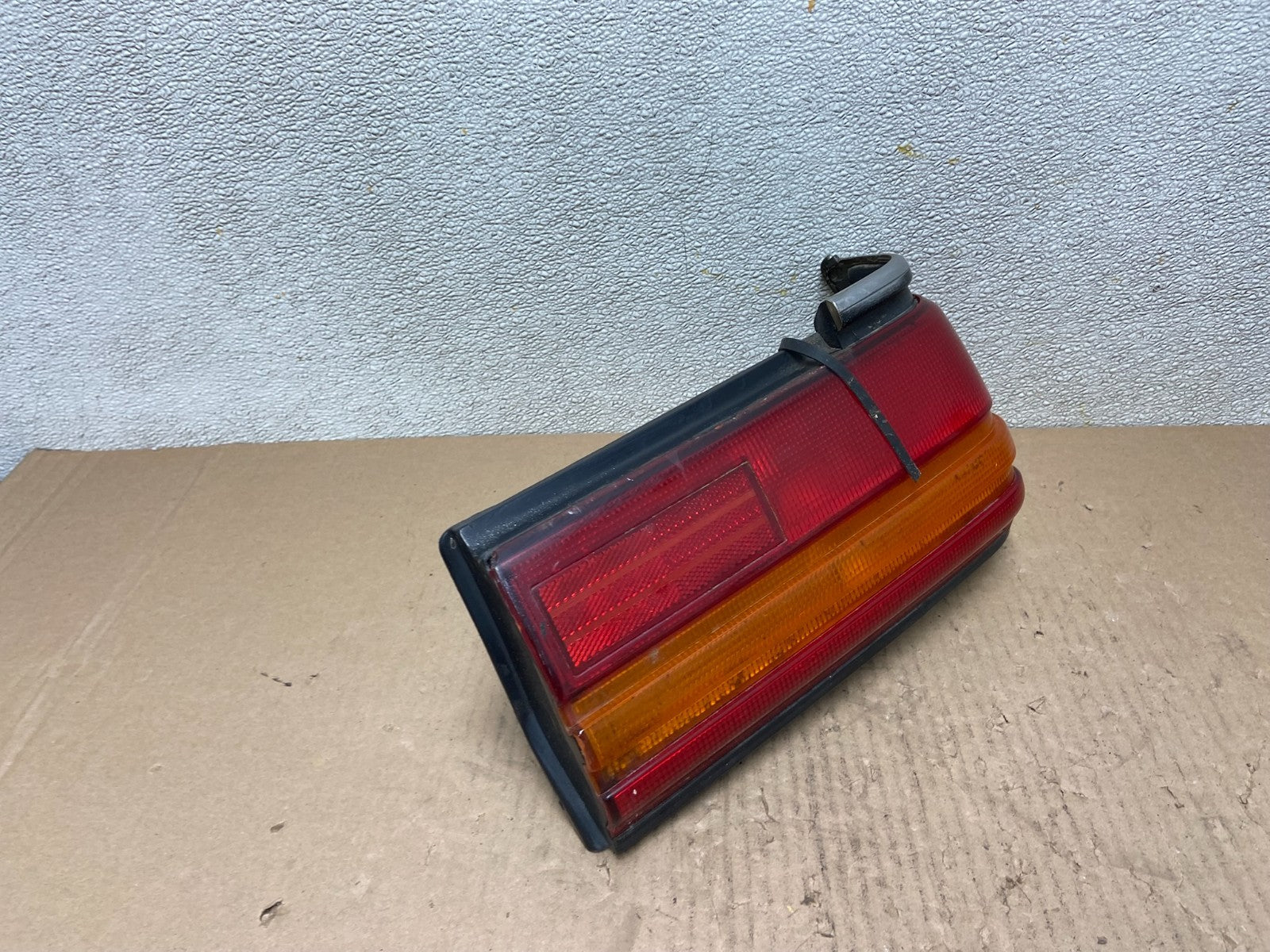 1987 - 1991 Toyota Camry Right Passenger Tail Light Oem AB6069 DG2