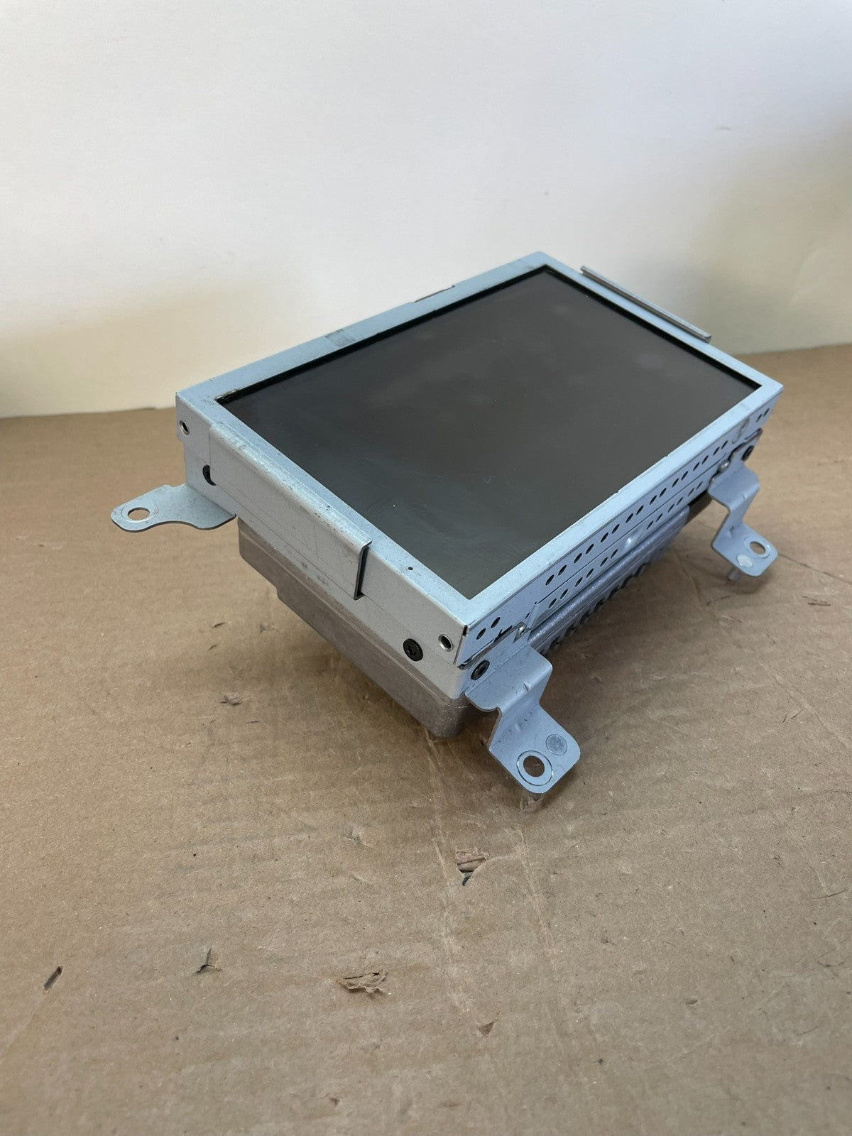 2013 to 2016 Ford Taurus 4.2" Radio Navigation Screen Module AI0550 DG1