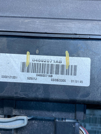 2005 Jeep Grand Cherokee BMC Body Module Power Fuse Box Relay AG9459 DW6