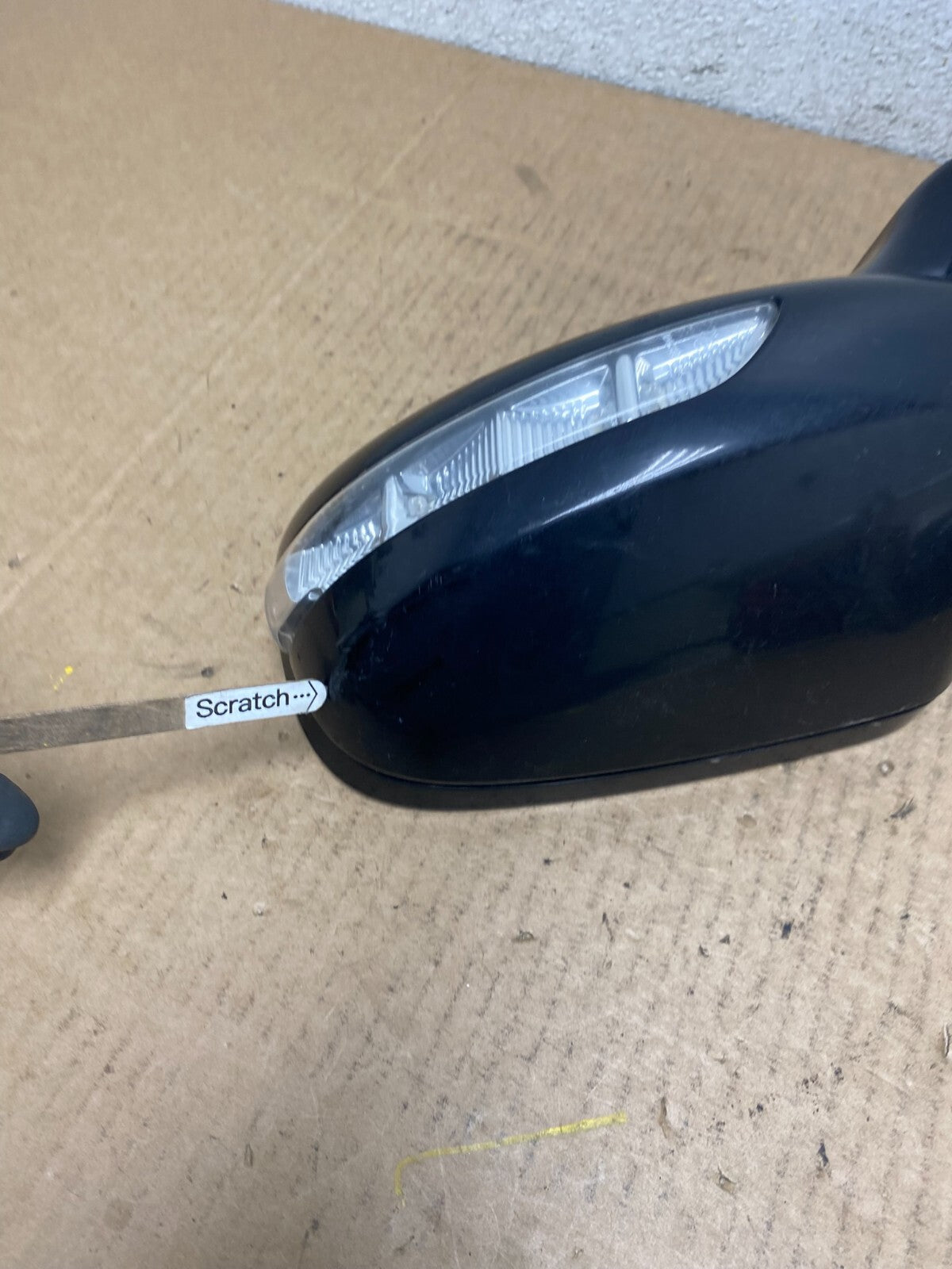 2007-2009 Mercedes E-Class  Left Driver Lh Side Door Mirror Turn Signal L7879 DG6