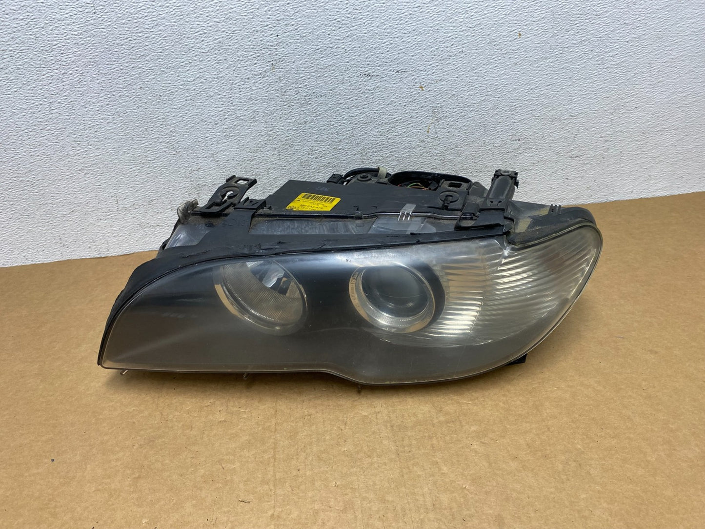 2004 2005 2006 BMW 3 E46 Coupe Left Driver LH Xenon Headlight AD4471 DW0