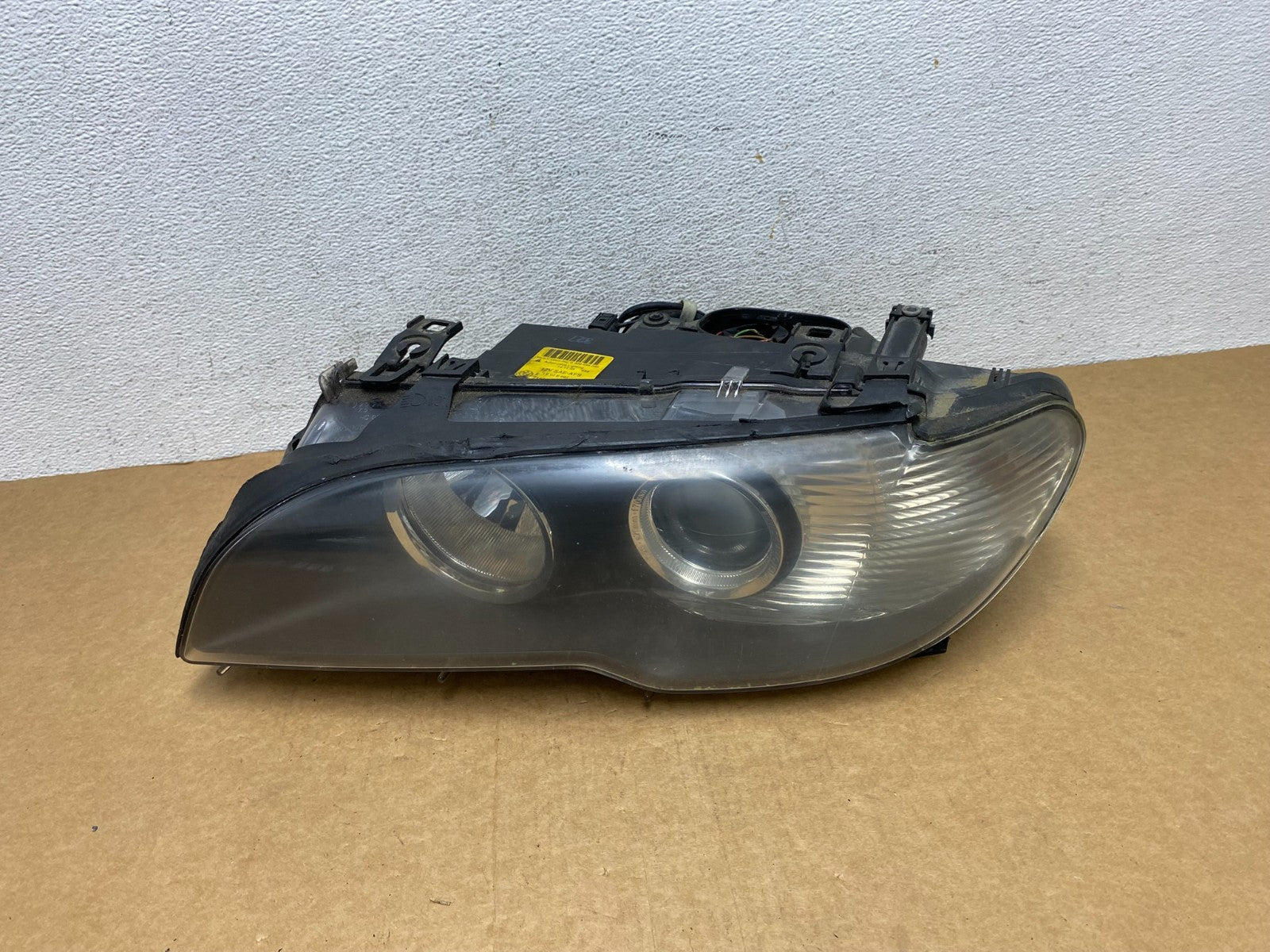 2004 2005 2006 BMW 3 E46 Coupe Left Driver LH Xenon Headlight AD4471 DW0