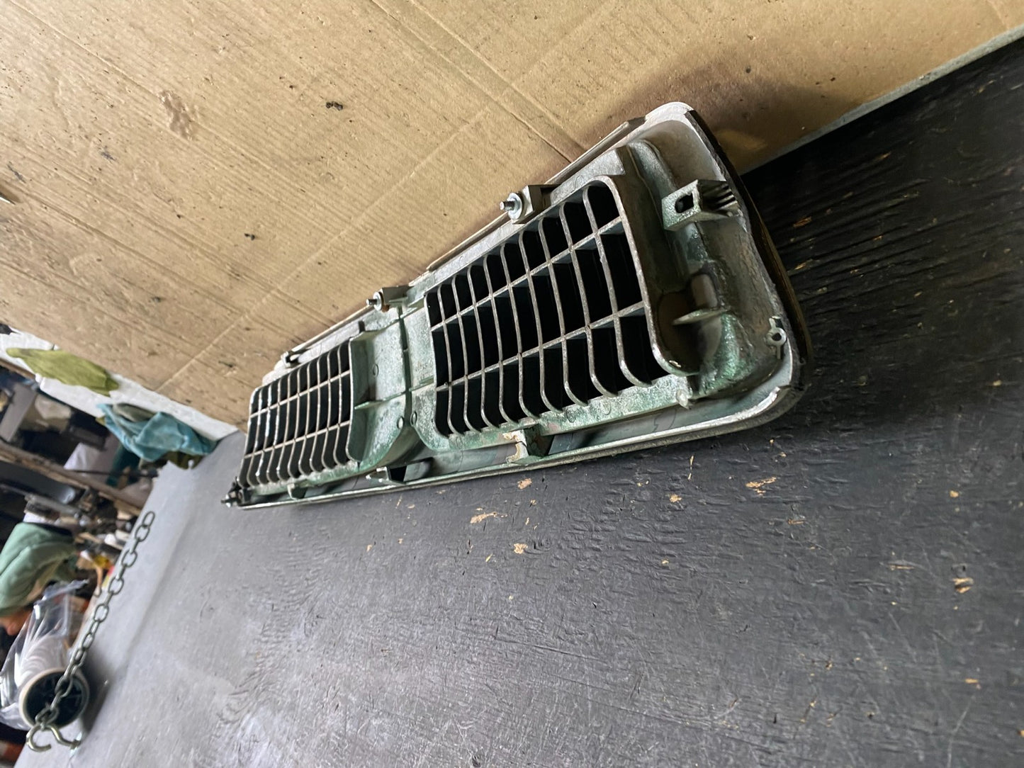 1996 to 1999 Infiniti i30 Front Upper Grill Grille OEM OEM T3967 DG7