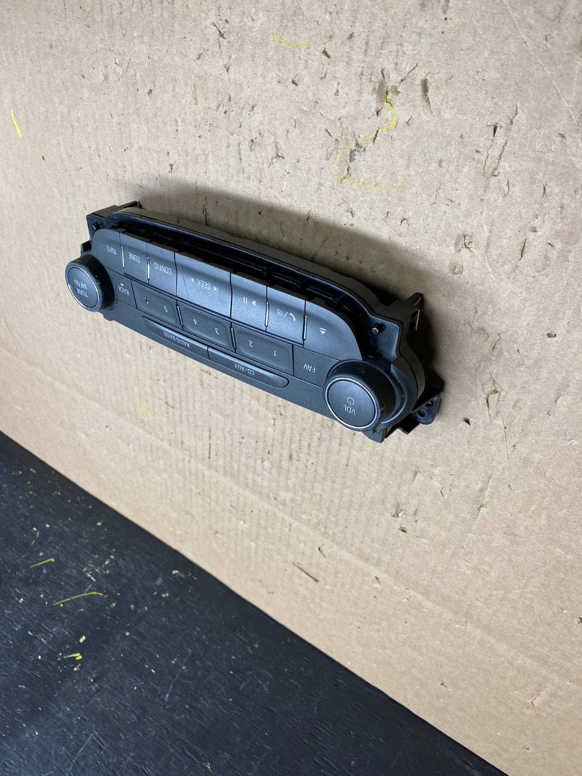 2013 Chevrolet Malibu AM FM Radio Control Panel Oem T4632 DG1