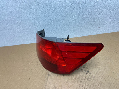 2010-2013 Kia Forte Right Passenger RH Side Tail Light OEM AC3183 DW1