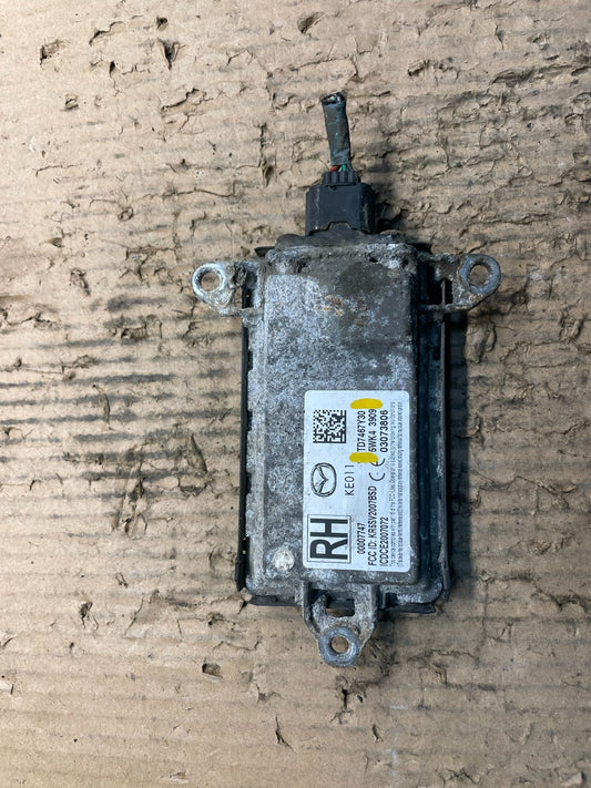 2008 to 2015 Mazda CX9 CX-9 Right Passenger Blind Spot Sensor Module v0751 DG0