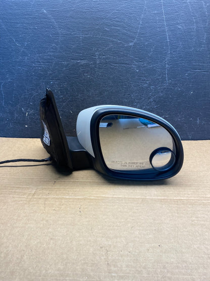 2009 to 2018 Volkswagen Tiguan Right Passenger View Door Mirror AF7732 DG9