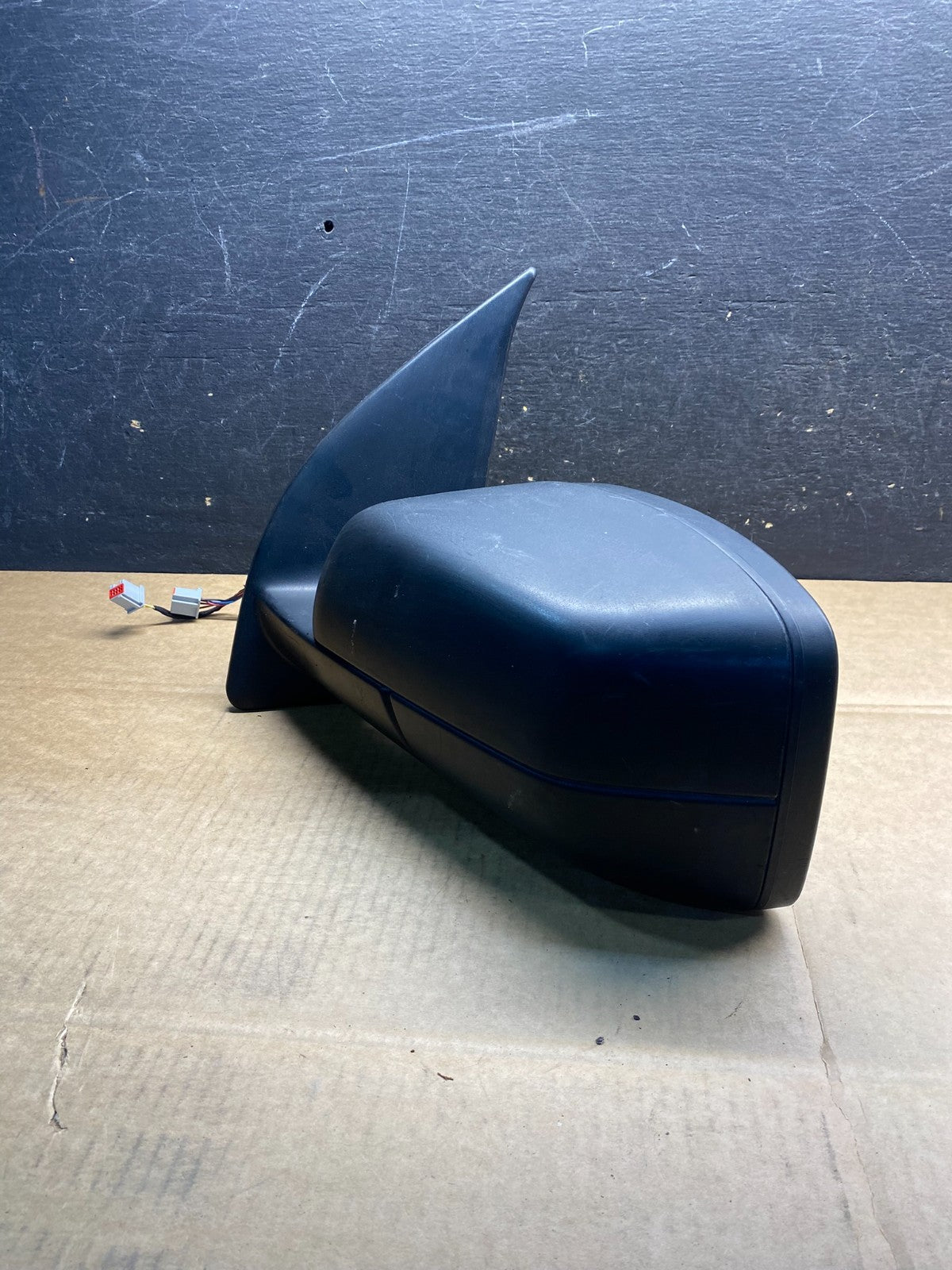 2008 to 2010 Land Rover LR2 Left Lh Side Door Power Mirror OEM AB3933 MS2