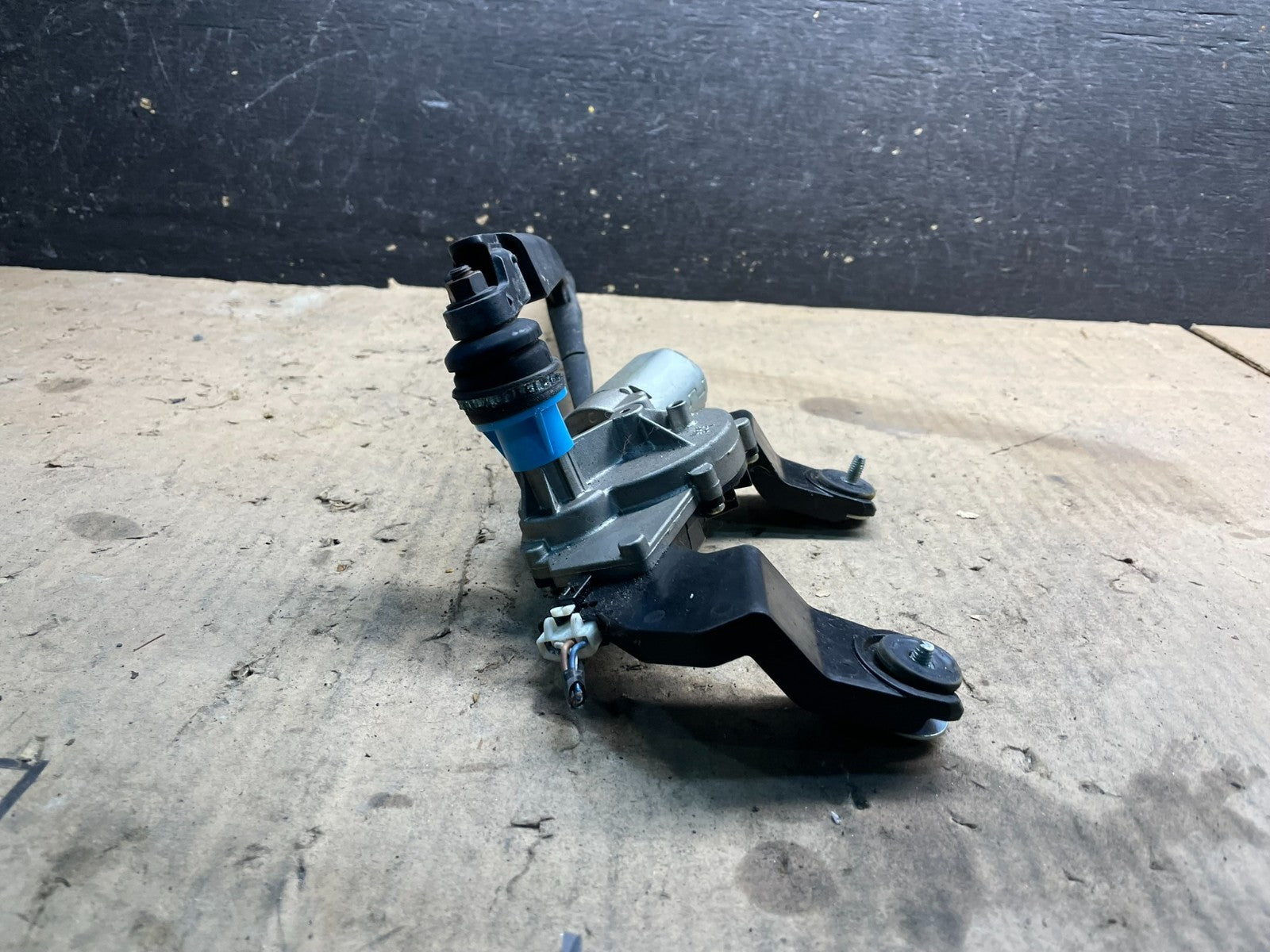 2009 - 2012 Hyundai Elantra Wagon Rear Glass Windshield Wiper Motor W7346 DG6