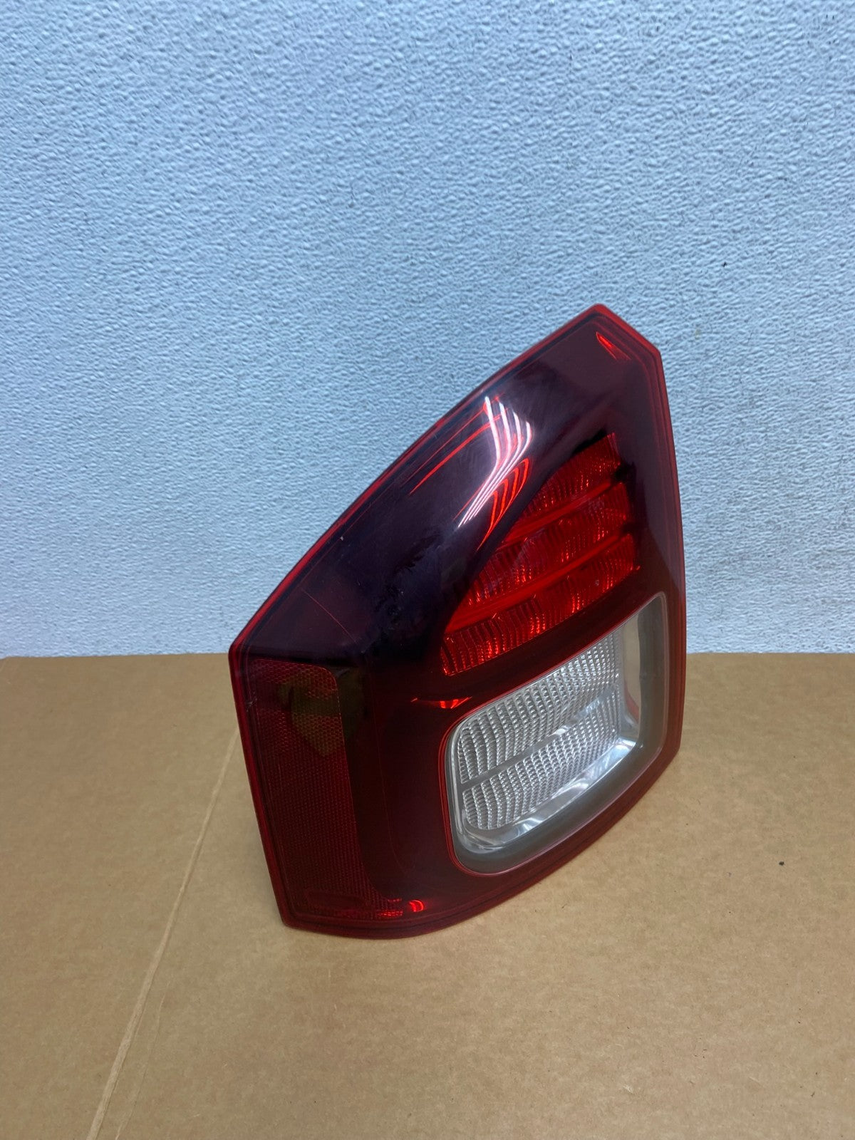 2014 - 2017 Jeep Compass Left Driver LH Side Tail Light AD8867 DW2