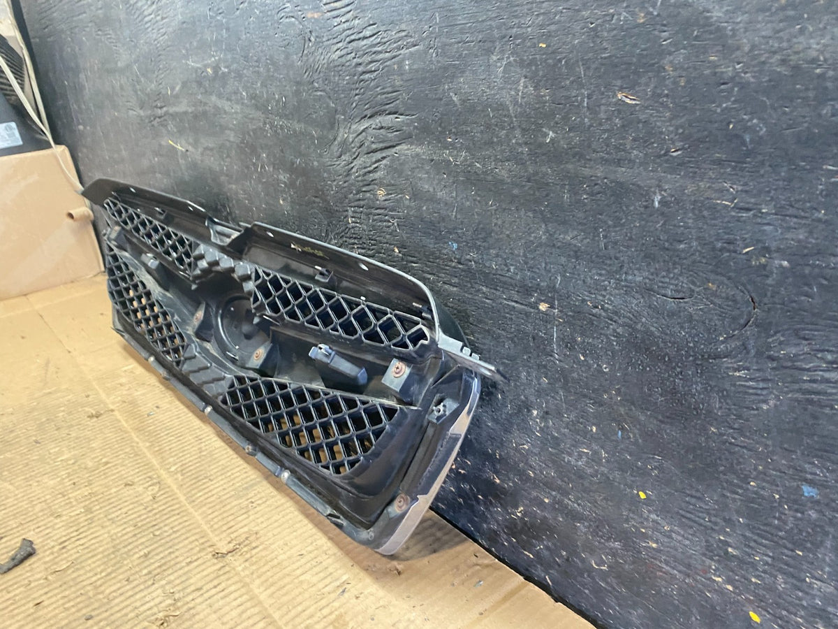 2010 to 2012 Subaru Legacy Outback Wagon Front Grill Grille T6745 DG6