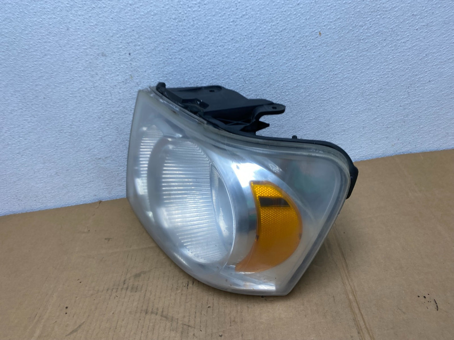 2007 2008 2009 Dodge Durango Left Driver LH Side Headlight AC7504 DW1