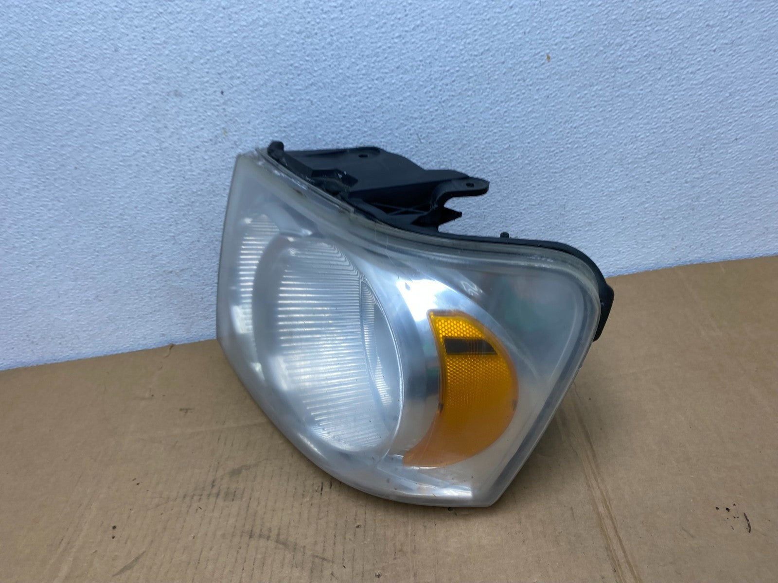 2007 2008 2009 Dodge Durango Left Driver LH Side Headlight AC7504 DW1